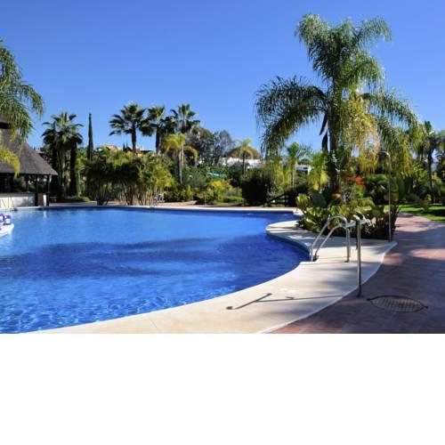 Cozy Apartment in Marbella with Swimming Pool