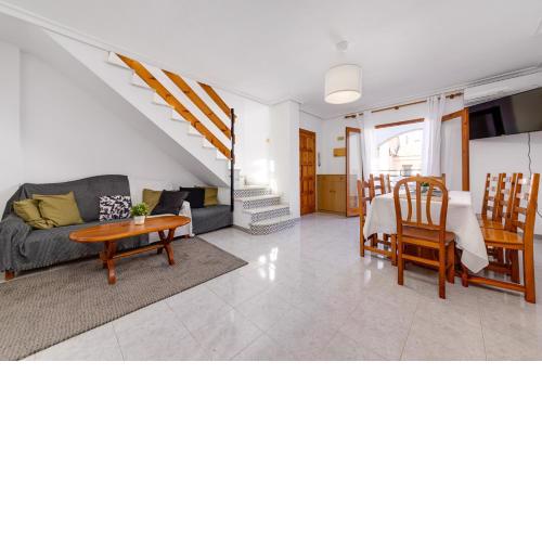Cozy Apartment near the sea