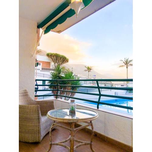 Cozy apartment seafront by La Punta Point