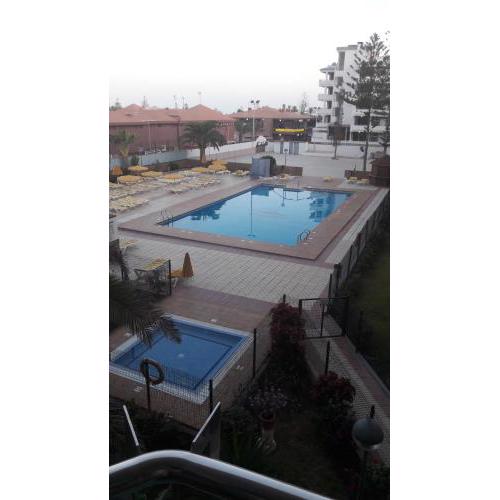 Cozy apartment very close to Yumbo Center