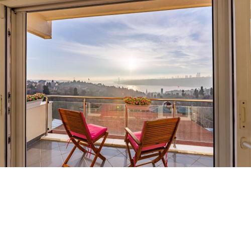 Cozy Apartment with Fascinating Bosphorus View in Uskudar