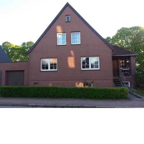 Cozy Apartment with Garden in Kropelin Germany