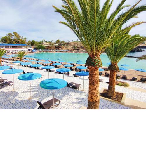 Cozy apartment with pool,near the sea,Wifi in Costa del Silencio