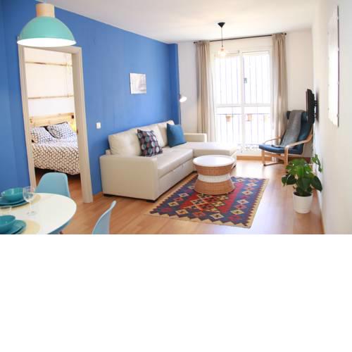 Cozy & Bright Apartment