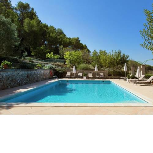 Cozy Cottage in Lloret de Vistalegre with Swimming Pool