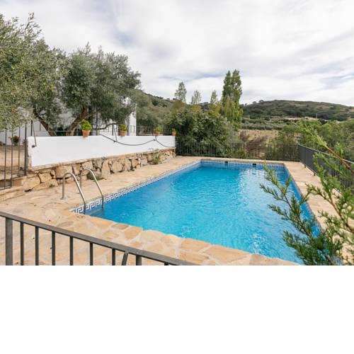 Cozy Cottage in Los Nogales with Private Swimming Pool
