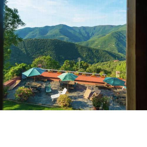 Cozy Cottage in Montseny with Swimming Pool