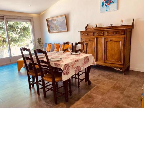 Cozy flat near the beach
