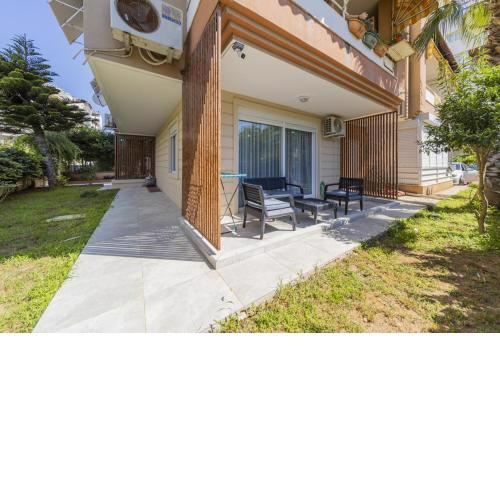 Cozy Flat w Garden 5 min to Beach in Antalya