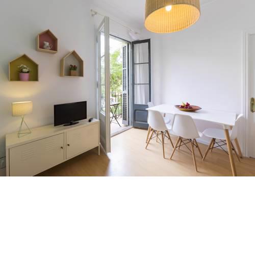 Cozy Flat With Unbeatable Views to Sagrada Familia