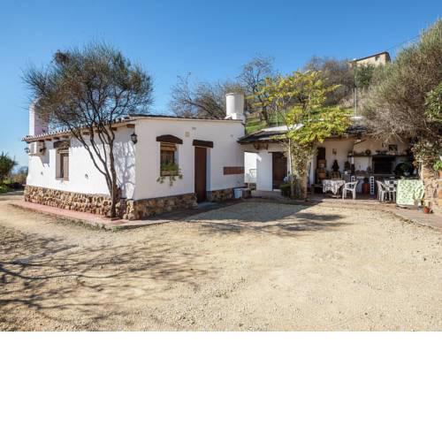 Cozy Holiday Home in Antequera with Swimming Pool
