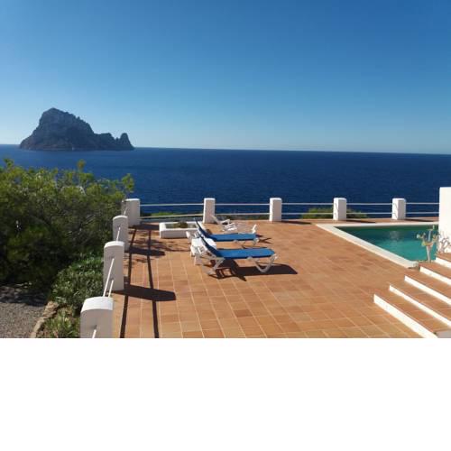Cozy Holiday Home in Ibiza with Private Pool