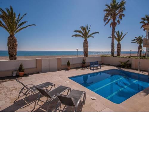 Cozy Holiday Home in Miami Platja with Private Swimming Pool
