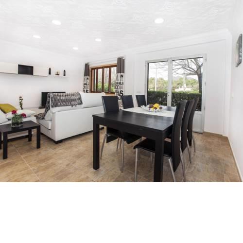 Cozy Holiday Home in Pollenca near Beach