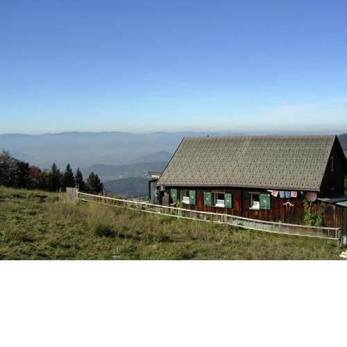 Cozy Holiday Home in Zwischenwasser near Ski Lift