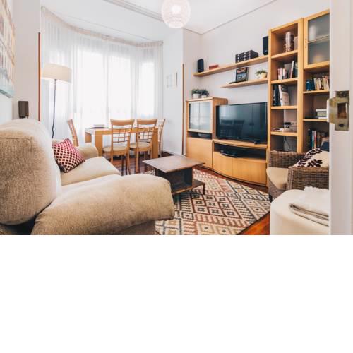 Cozy Home by People Rentals