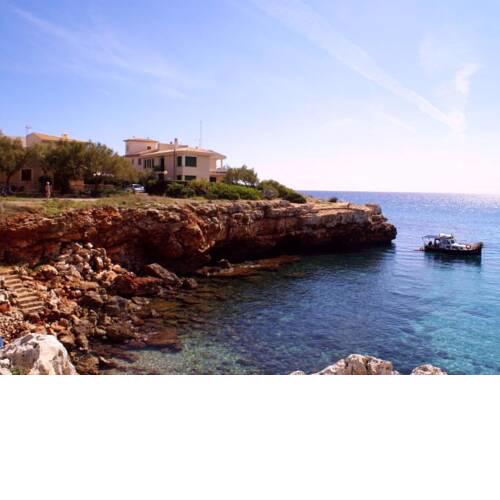 Cozy house with stunning views of the sea in Cala Morlanda