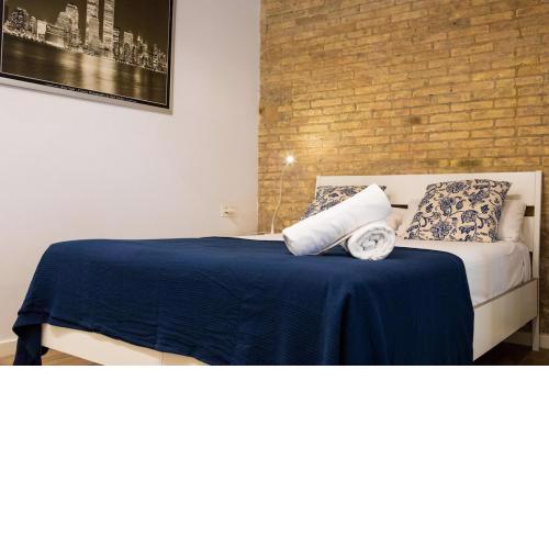 Cozy Loft by the Central Market