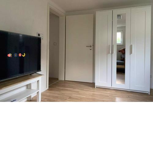 Cozy new renovated 1-room apartment with parking