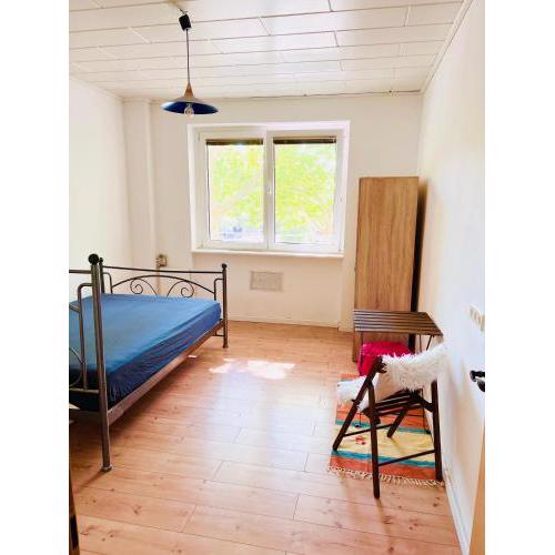 Cozy room near parc and central