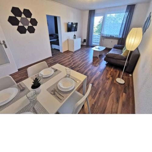 Cozy & Spacious Apartment with Balcony