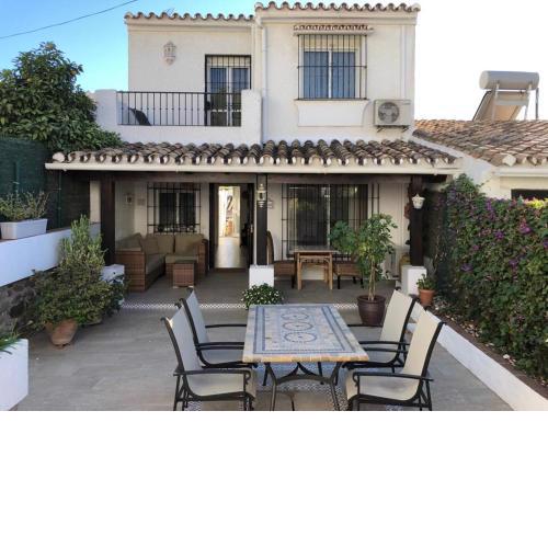 Cozy Spanish house in Nueva Andalucía - Golf & Sun