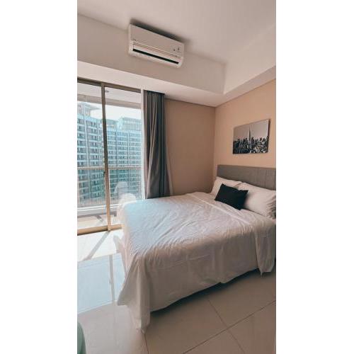 Cozy Studio Suite in Taman Anggrek Residences