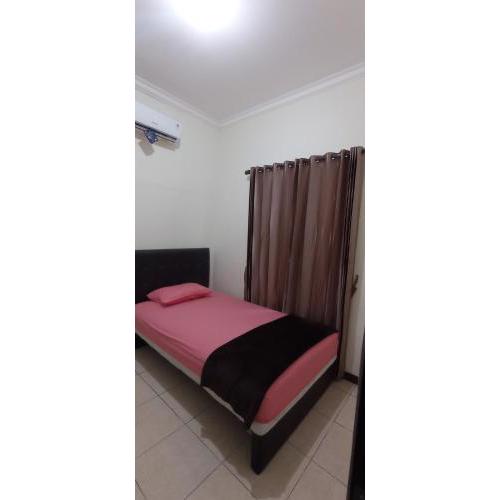 COZY TO STAY TEBET (PENGINAPAN MURAH,TP GA MURAHAN)