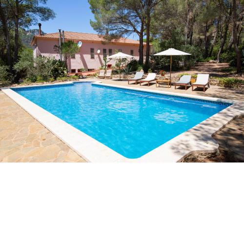 Cozy villa, 7 people, mountain view, near sea