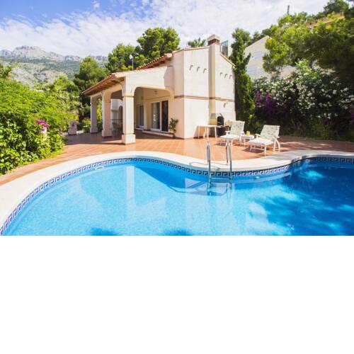 Cozy Villa LENA with swimming pool in Altea