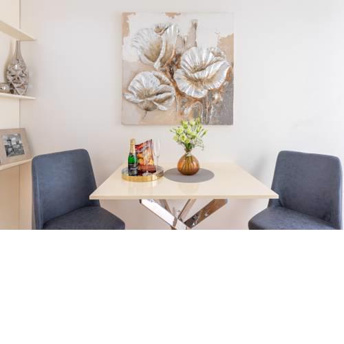 COZY&QUIET apartment with A/C in city centre