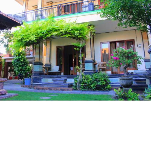 CR Tris Rooms Seminyak