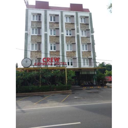 CREW EXPRESS Hotel