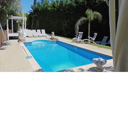 Cruilles Villa Sleeps 12 with Pool and WiFi