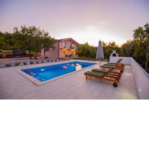 ctim298-Modern holiday house with pool for 4 + 2 persons