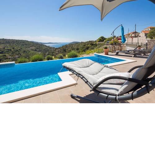 ctro166/ Villa with private pool