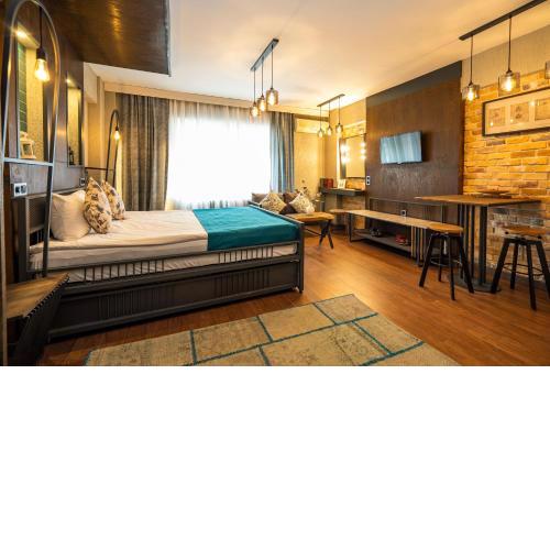 Cube Suites