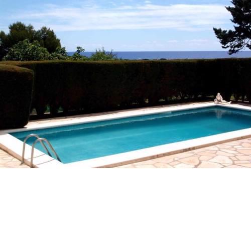 Cubelles Villa Sleeps 10 Pool