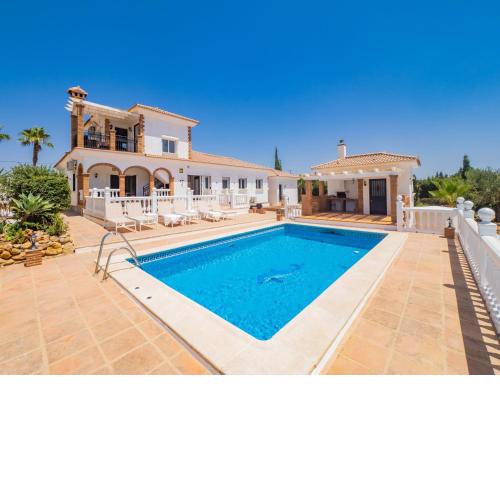 Cubo's Villa Blanca Alhaurin