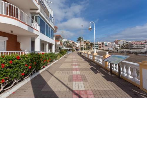 Cute Apartment in Salinetas beach.