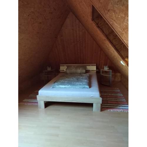 Dachgeschosswohnung mit Garten (Wohnung6)
