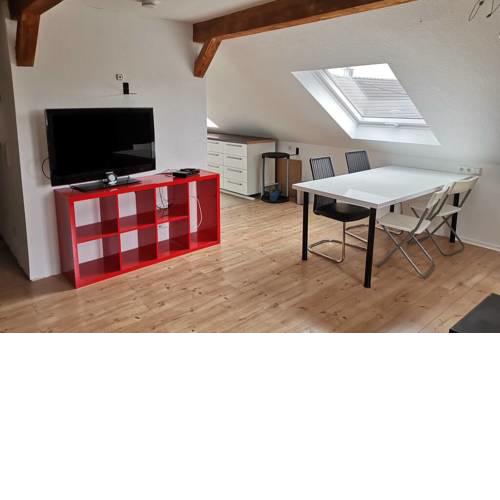 Dachstudiowohnung
