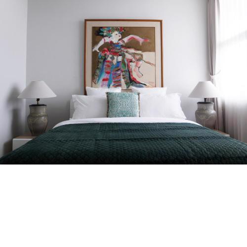 Dago Suite 3BR Luxury Apartment