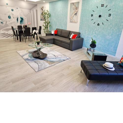 Daniel Beachfront, 2 Rooms Wifi Free