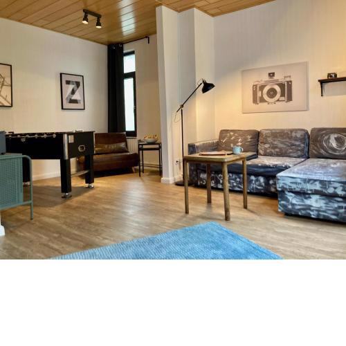 Das blaue Türchen Wohnung mit Beamer und Kicker