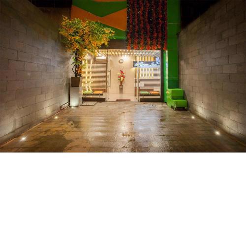 De Green Residence