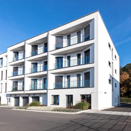DECK 8 BOARDINGHOUSE.SOEST