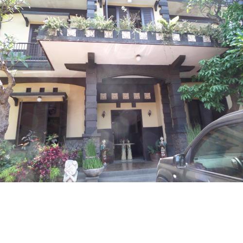 De'Clove Guest House