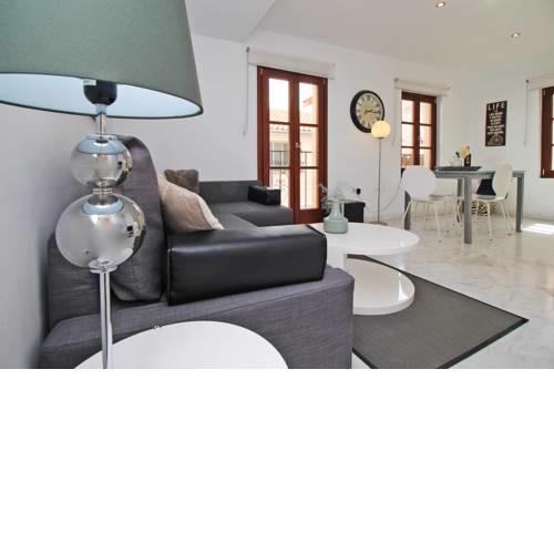 Del Parque Flats - Tribuna