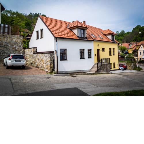 Delanta Apartment